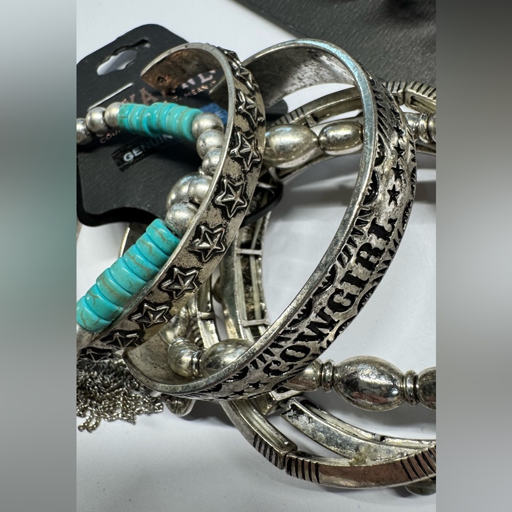 Shyanne Silver and Turquoise Bracelet Set - Picture 3 of 3
